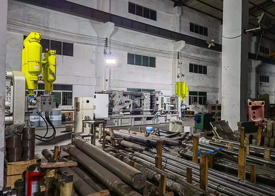 पूर्ण स्वचालित 400T कोल्ड चैंबर कास्टिंग मशीन मरो